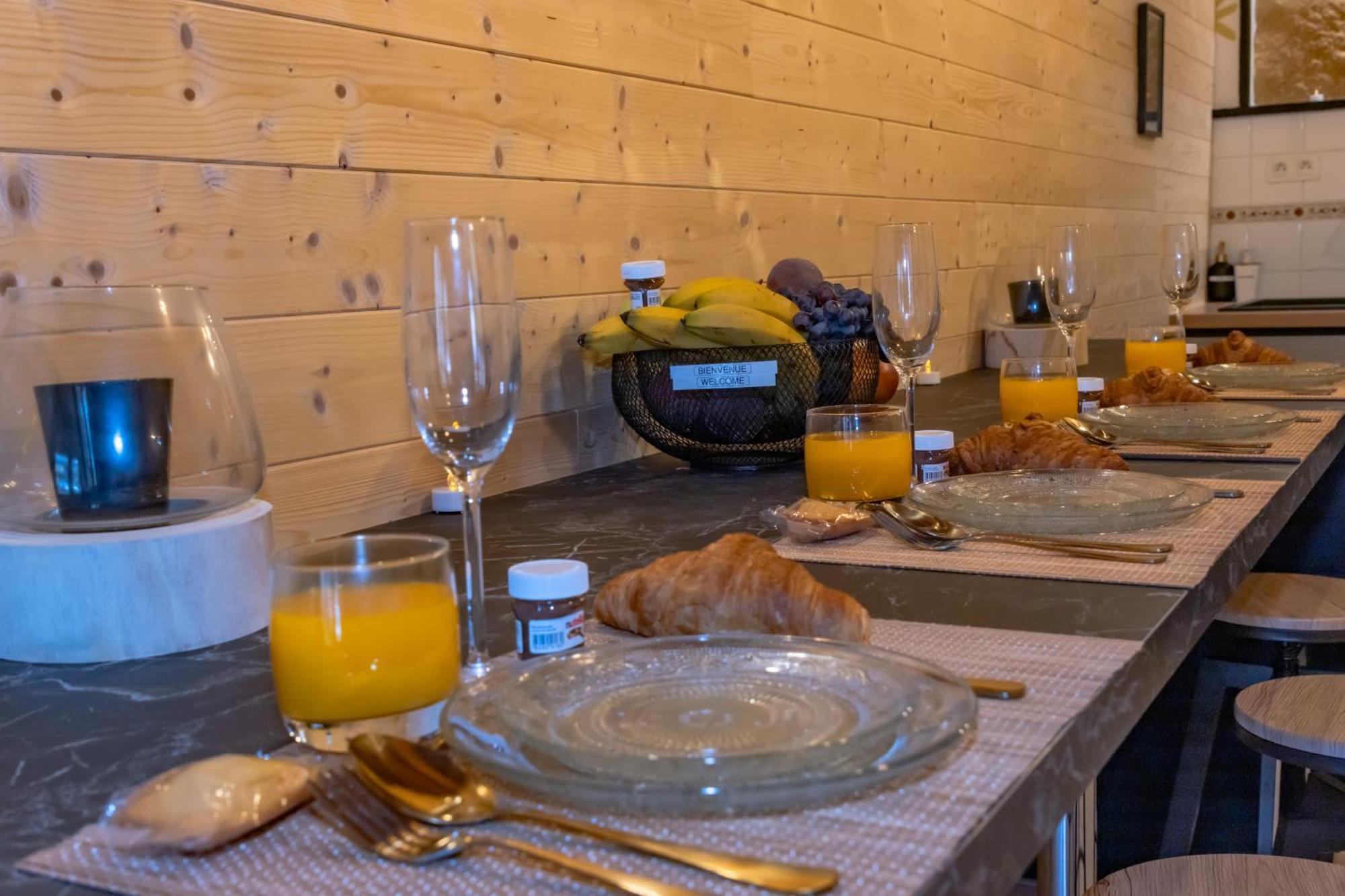 Saint-Pardoux-la-Rivière Le Chalet מראה חיצוני תמונה