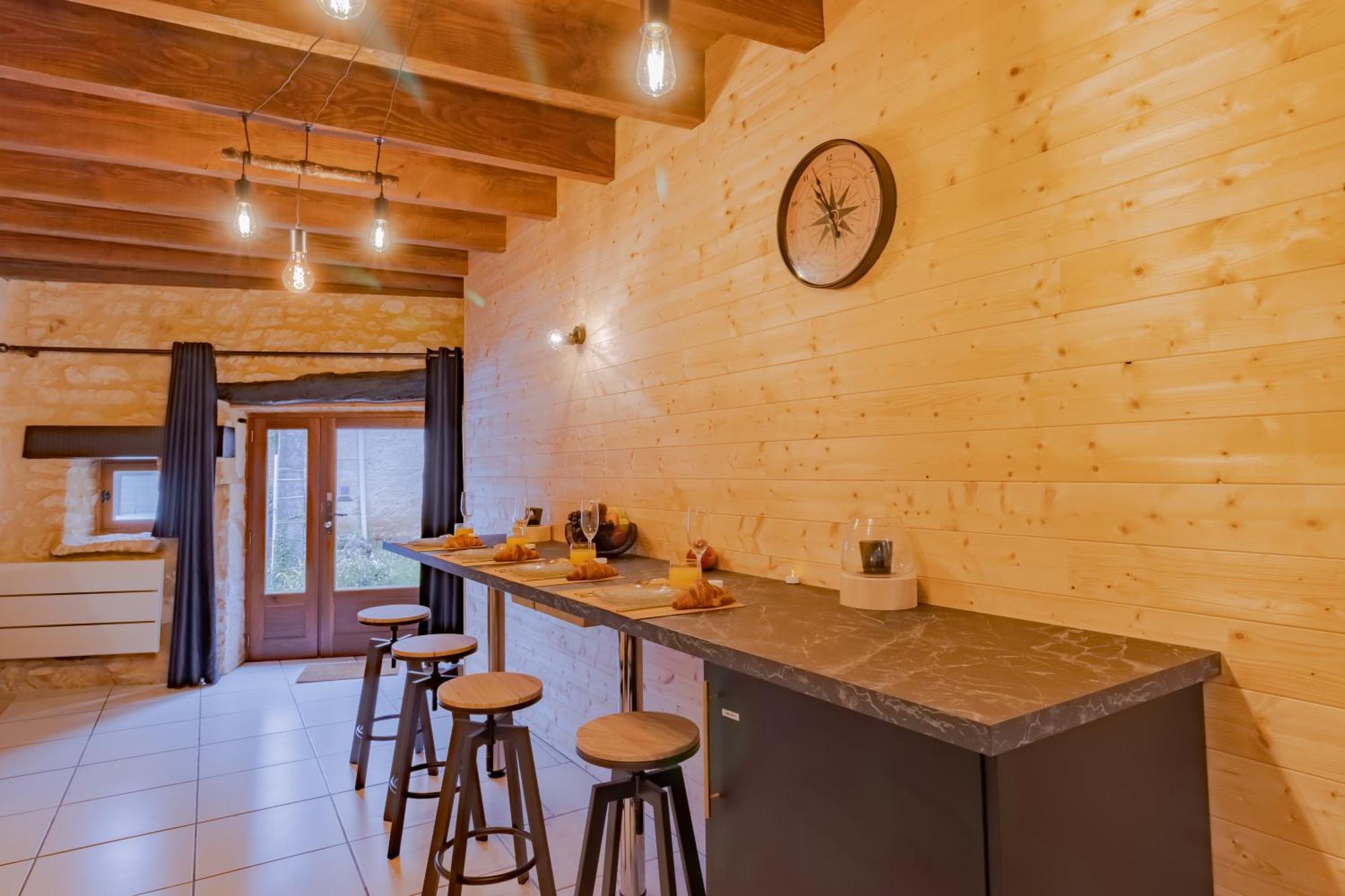 Saint-Pardoux-la-Rivière Le Chalet מראה חיצוני תמונה